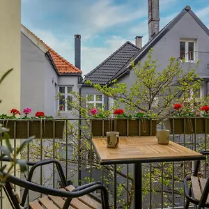 Apartment Spacious 3-bedroom For 8 By Bryggen, Bergen